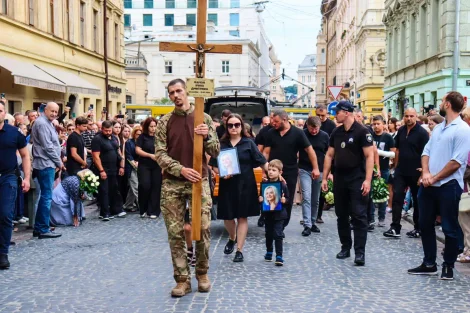 Вбивство Ірини Фаріон: хто і чому стає героєм нашого часу