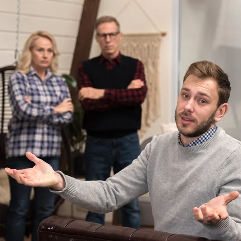 Сепарация от родителей: как достичь здоровой независимости